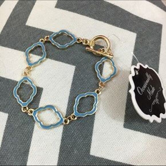 Occasionally Made Moroccan Quatrefoil Teal Goldtone Bracelet NEW NWT - Picture 3 of 3